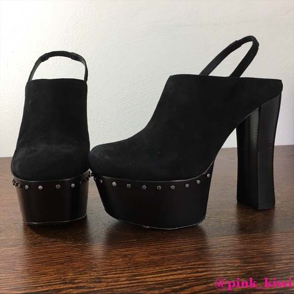 Alice + Olivia Shoes - ⭐️HP⭐️ Alice + Olivia Tamson-Too Clog